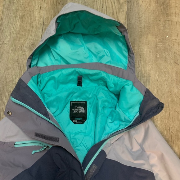 The North Face Grey Colorblock Outer Shell Coat - Picture 5 of 5